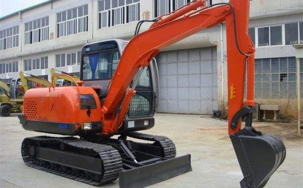 几招关于小挖掘机液压维修的知识