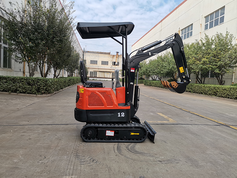 2万左右的小挖机好用吗？