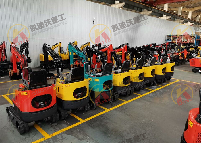 国产小挖机哪个牌子性价比高