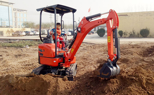 挖掘机水温高是什么原因导致的