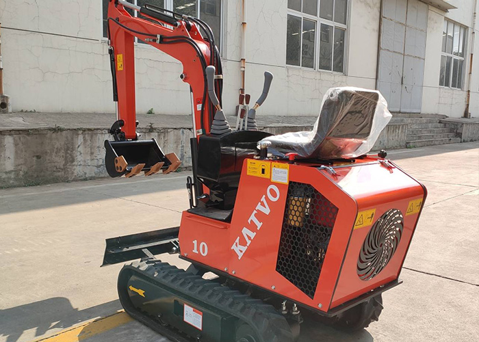 小型挖掘机厂家